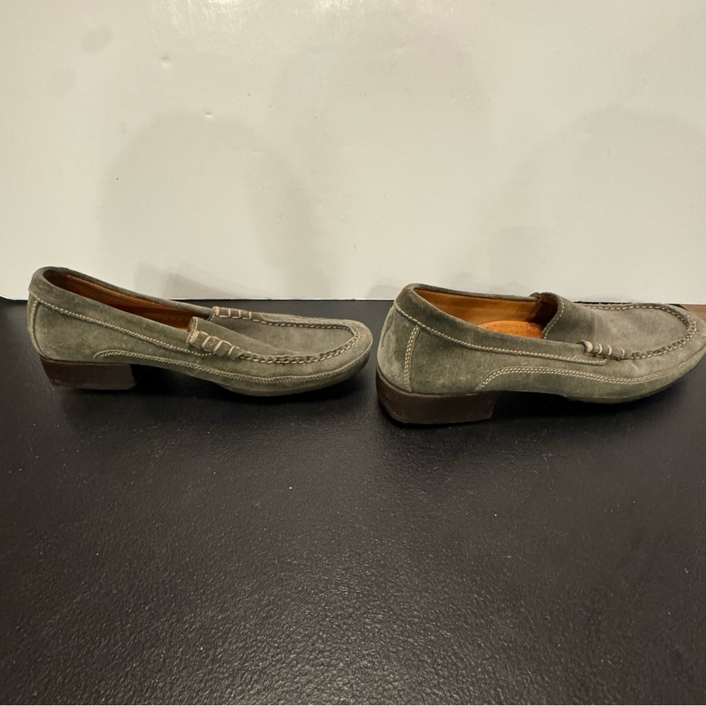 🌿 Vintage Cole Haan Country Olive Suede Loafers – Size 7B - Picture 5 of 11